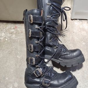 Rare knee high New Rock boots US women's 8